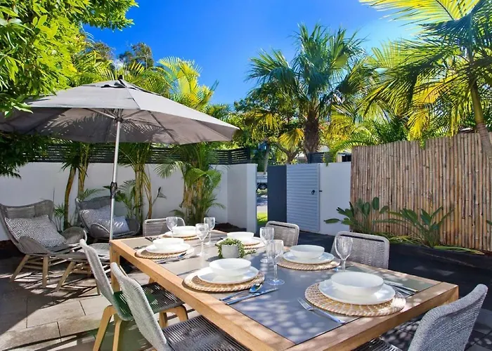Noosa Parade Townhouse W/ Terrace By Stay Noosa